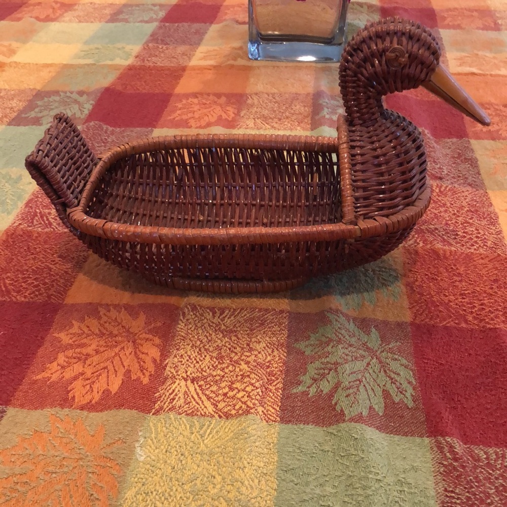 Vintage wicker duck basket - Picture 4 of 16